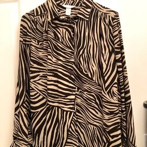 BRAND NEW Animal print blouse